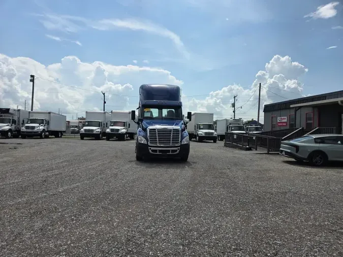 2020 FREIGHTLINER/MERCEDES CASCADIA 125d4d10aa509793bc0d8e133184c336d52