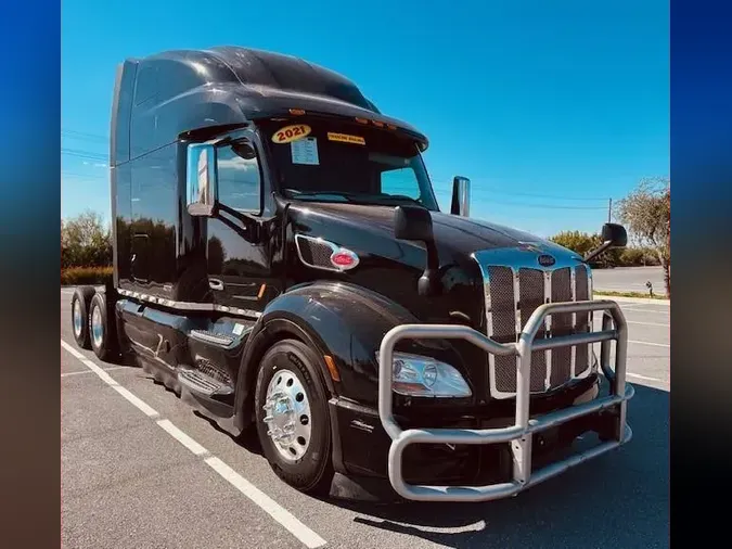 2021 Peterbilt 579d4d26219781e7dc5cf0be69a811b5b25