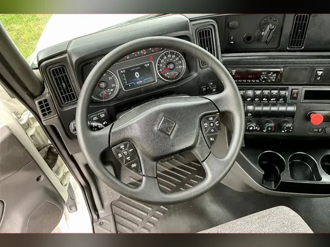 2020 INT LT625 6x4