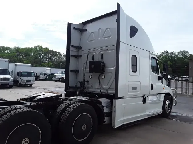 2019 FREIGHTLINER/MERCEDES CASCADIA 125