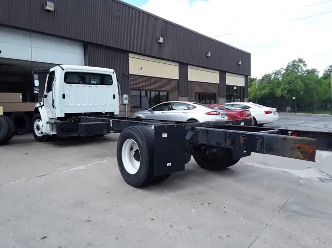 2020 FREIGHTLINER/MERCEDES M2 106