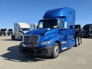 2022 INTERNATIONAL LT