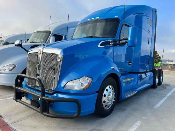2022 Kenworth T680