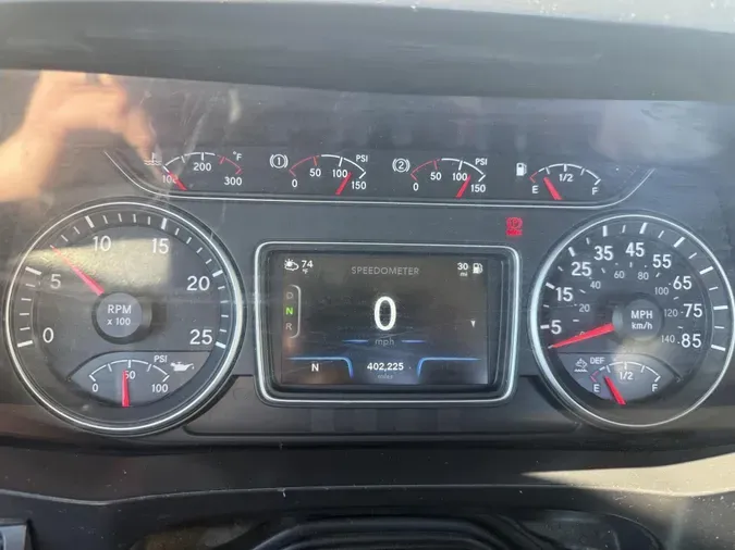 2021 International LT625