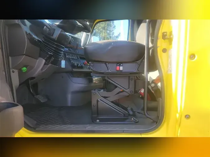 2018 INTERNATIONAL RH613d4e4a157684994243c1d02c37d6b933e