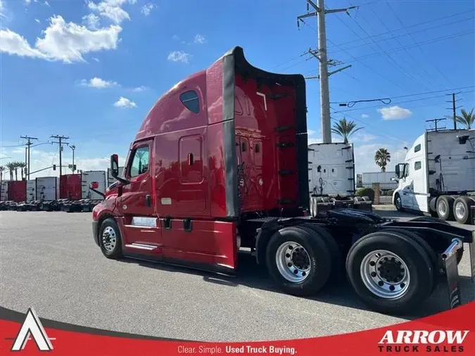 2022 FREIGHTLINER CA126