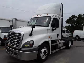 2018 FREIGHTLINER CASCADIA 125