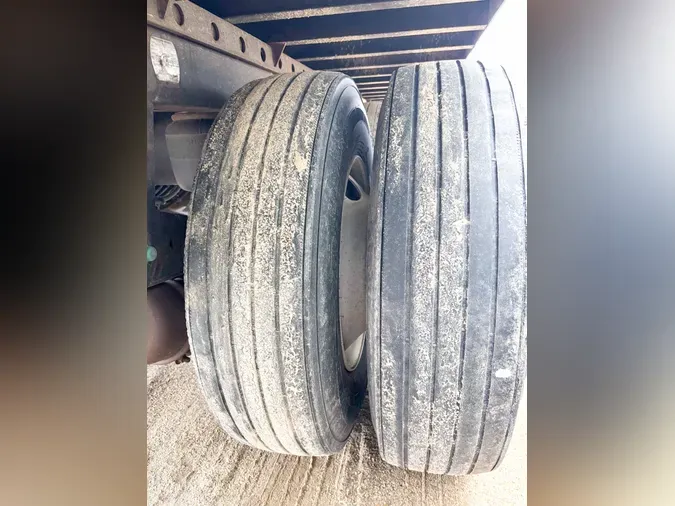 2021 UTILITY VS2DXd4ea5c512ffa9928854bec470e6cc102