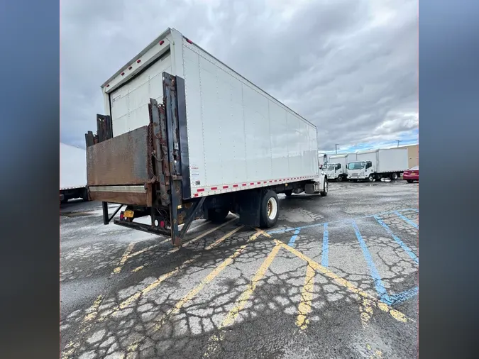 2019 FREIGHTLINER/MERCEDES M2 106