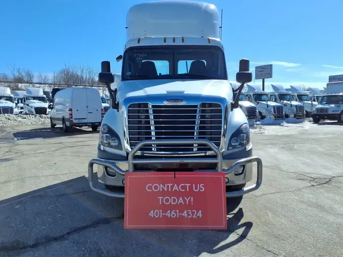 2019 FREIGHTLINER/MERCEDES CASCADIA 125d4f8fdcde2aba6481806ff46c61e7608
