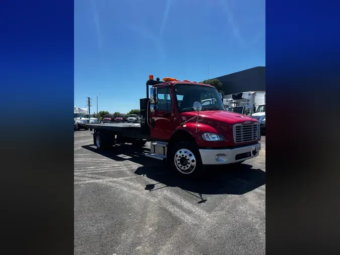 2019 FREIGHTLINER/MERCEDES M2 106d4fa159143cc8b3bd5f116d0977e4c3c
