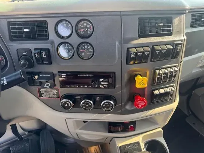 2020 Peterbilt 567