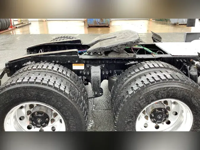 2019 Freightliner Cascadia 126