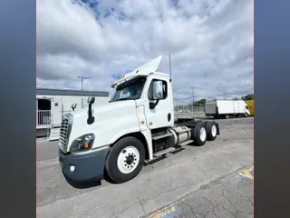 2019 FREIGHTLINER/MERCEDES CASCADIA 125