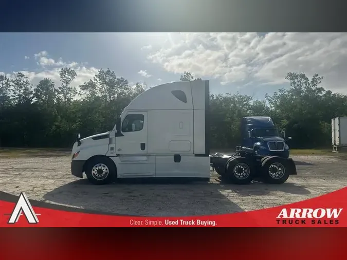 2021 FREIGHTLINER CA126