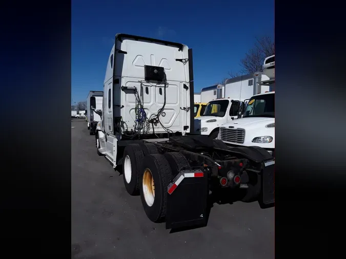 2020 FREIGHTLINER/MERCEDES CASCADIA 125