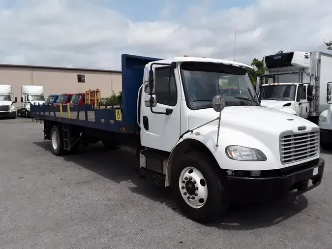 2016 FREIGHTLINER M2 106