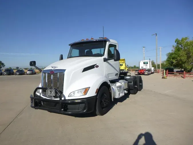 2023 Peterbilt 579