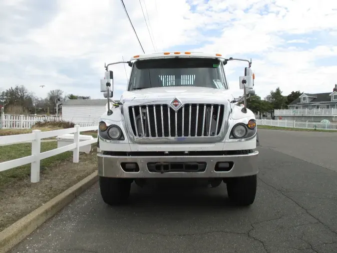 2019 INTERNATIONAL HV613