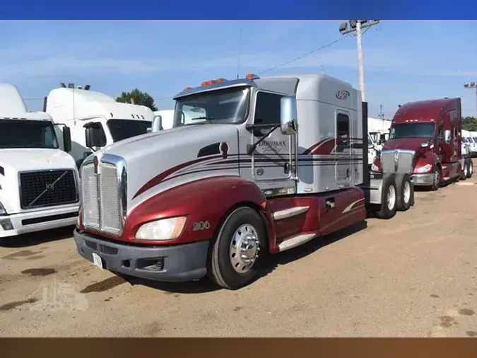 2015 KENWORTH T660d5079769015f767c3403becd3dc02c90