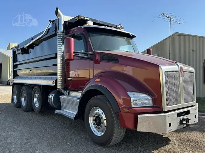 2015 KENWORTH T880