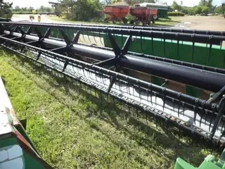 2005 John Deere 630F