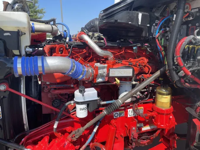 2022 Peterbilt 567