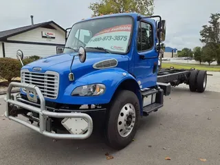 2022 FREIGHTLINER/MERCEDES M2 106