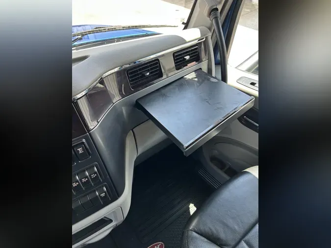 2022 Peterbilt 567