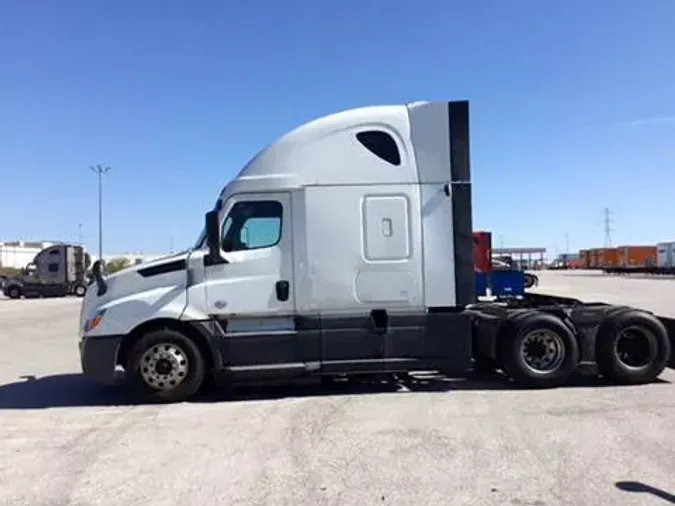 2020 Freightliner Cascadia