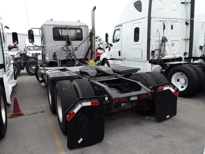 2017 MACK TRUCKS, INC. CXU600