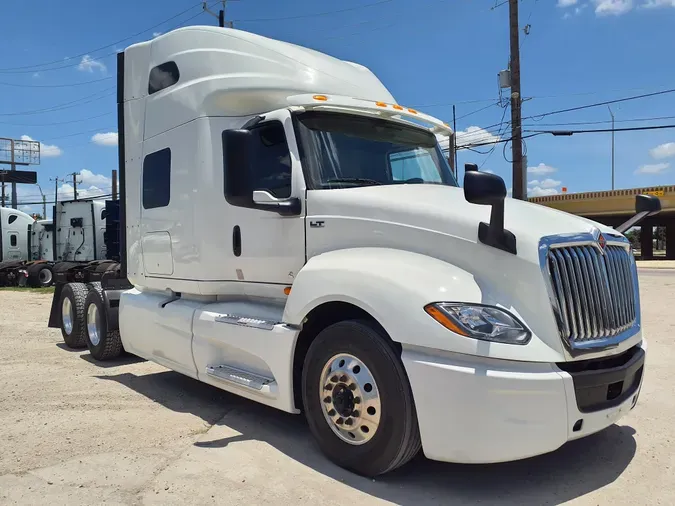 2020 NAVISTAR INTERNATIONAL LT625 SLPR CAB