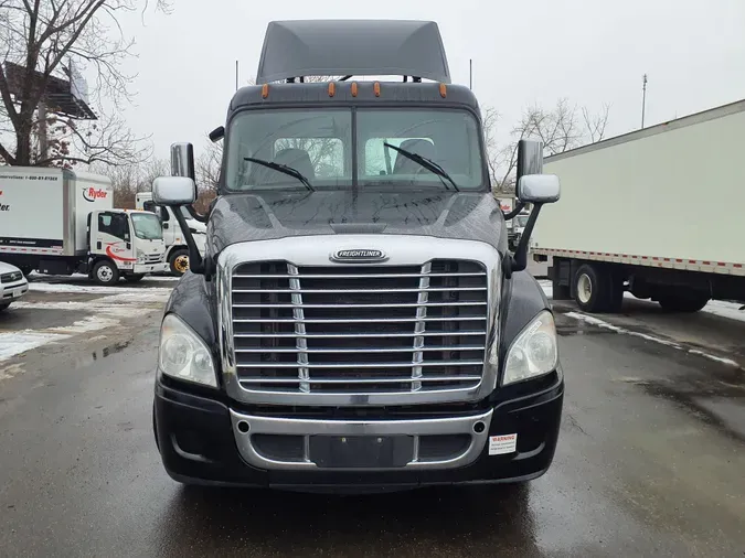 2017 FREIGHTLINER/MERCEDES CASCADIA 125