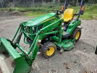 2017 John Deere 1023E