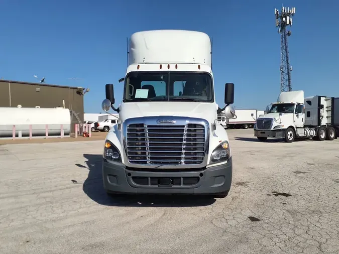 2020 FREIGHTLINER CASCADIA 125
