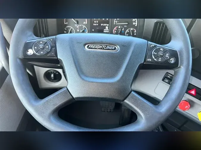 2022 FREIGHTLINER CA126