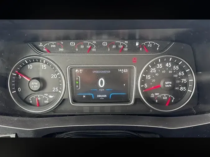 2022 INTERNATIONAL LT625