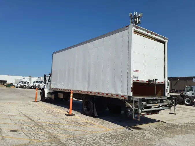 2019 FREIGHTLINER/MERCEDES M2 106