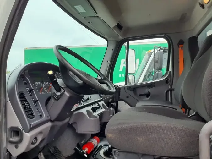 2019 FREIGHTLINER/MERCEDES M2 106