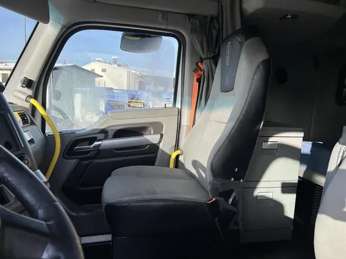 2021 Kenworth T680