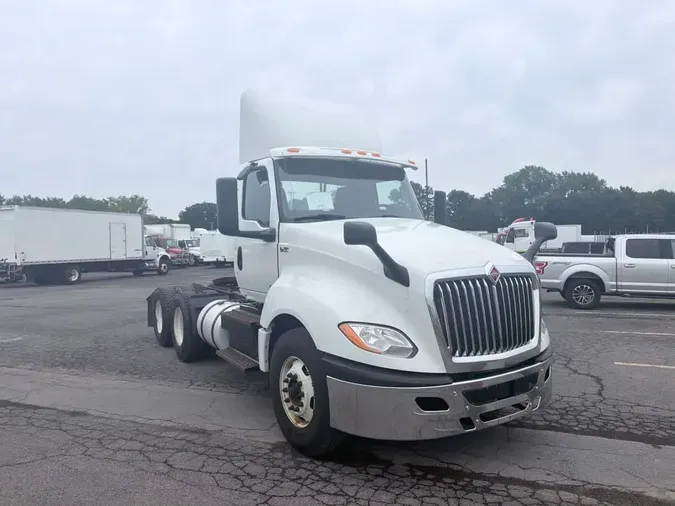 2020 NAVISTAR INTERNATIONAL LT625 DAYCAB T/Ad5219510a34b6c60653a5d7bb54fc693