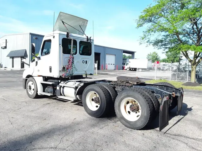 2019 FREIGHTLINER/MERCEDES NEW CASCADIA PX12664d5232d4123cc195749036113716100b1