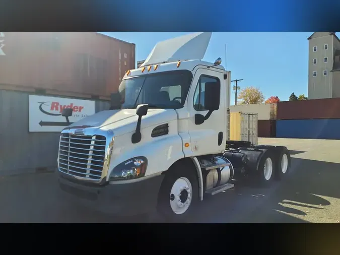 2020 FREIGHTLINER/MERCEDES CASCADIA 113d527c64d0314b441de6fd34ff2120560