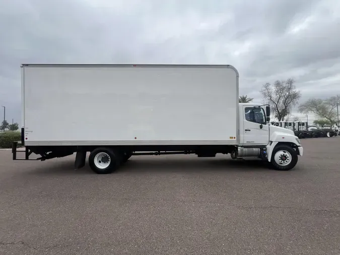 2017 Hino 268A