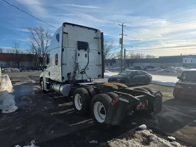2020 FREIGHTLINER/MERCEDES CASCADIA 125