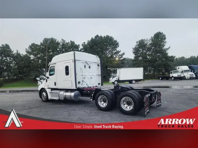 2019 FREIGHTLINER CA126