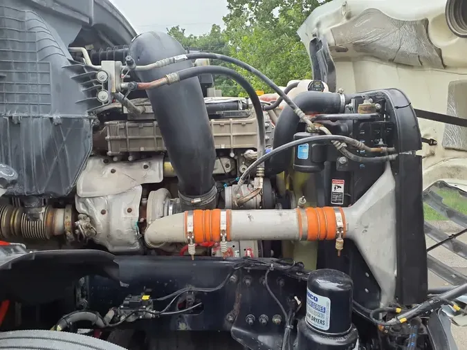 2020 FREIGHTLINER NEW CASCADIA 126