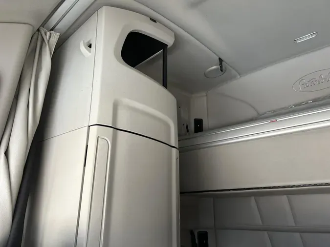 2020 Peterbilt 579