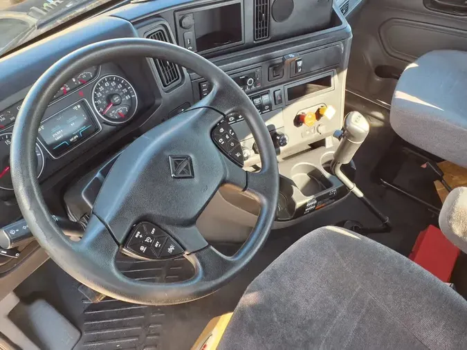 2021 NAVISTAR INTERNATIONAL LT625 DAYCAB S/A