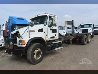 2007 MACK GRANITE CV713